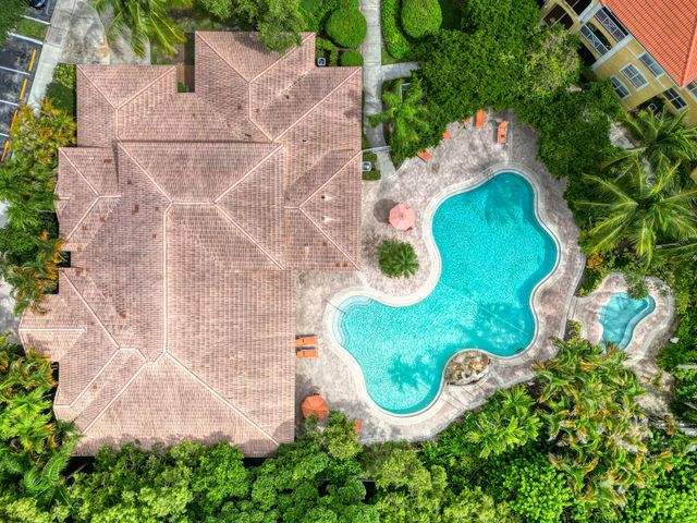 5560 NW 61st Street 707, Coconut Creek, FL 33073