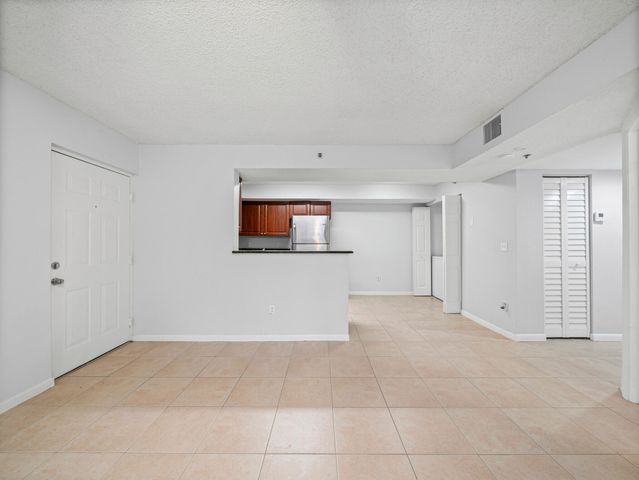 5560 NW 61st Street 707, Coconut Creek, FL 33073