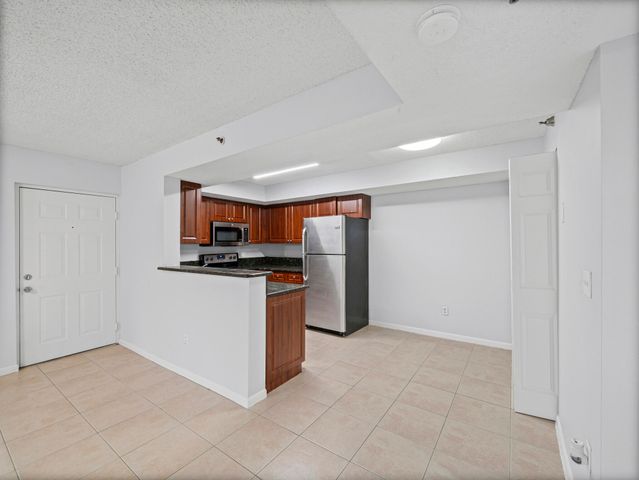 5560 NW 61st Street 707, Coconut Creek, FL 33073