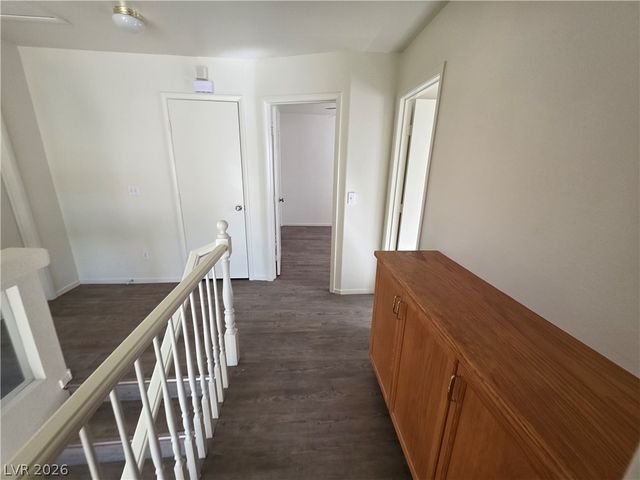 8829 CORNWALL GLEN Avenue, Las Vegas, NV 89129