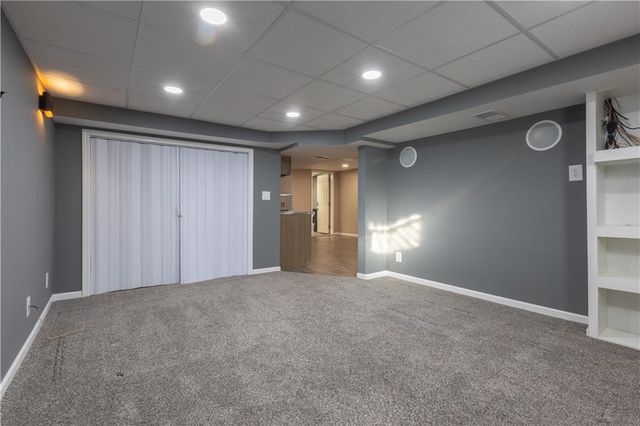 7903 NW Avalon Street, Kansas City, MO 64152