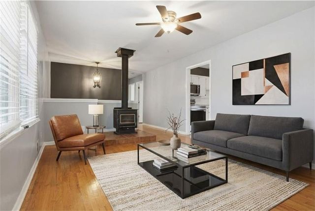 11709 E 77th Terrace, Raytown, MO 64138