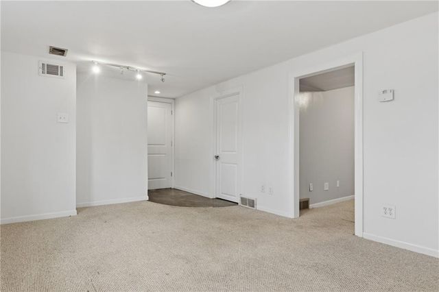 11709 E 77th Terrace, Raytown, MO 64138