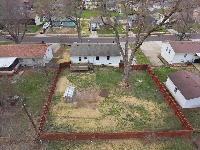 11709 E 77th Terrace, Raytown, MO 64138