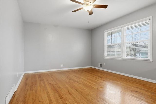 11709 E 77th Terrace, Raytown, MO 64138