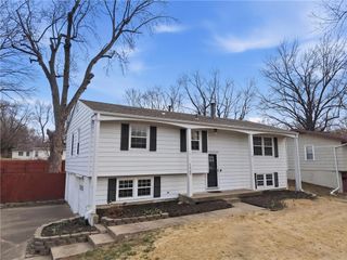 11709 E 77th Terrace, Raytown, MO 64138