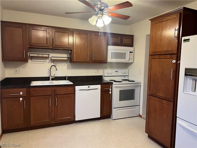 1930 Jo Ann Drive, Parma, OH 44134