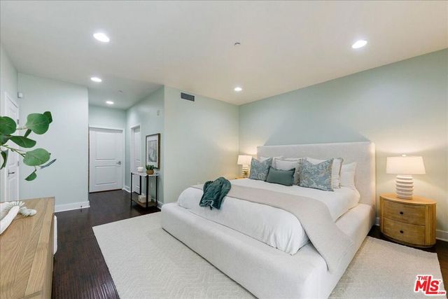 11115 Acama Street 107, Studio City, CA 91602