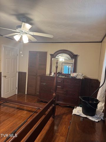 250 Valley View, Lebanon, VA 24266