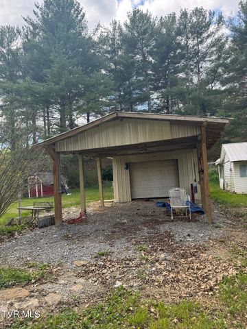 250 Valley View, Lebanon, VA 24266