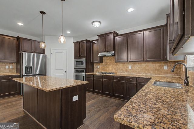 340 Seawright Drive, Fayetteville, GA 30215