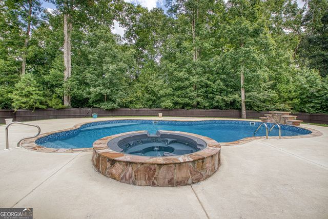 340 Seawright Drive, Fayetteville, GA 30215