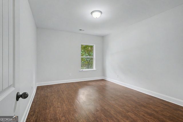 340 Seawright Drive, Fayetteville, GA 30215