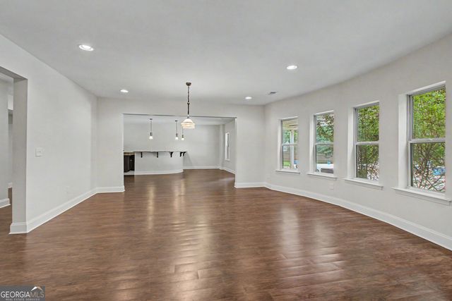 340 Seawright Drive, Fayetteville, GA 30215
