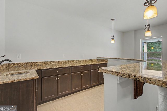 340 Seawright Drive, Fayetteville, GA 30215