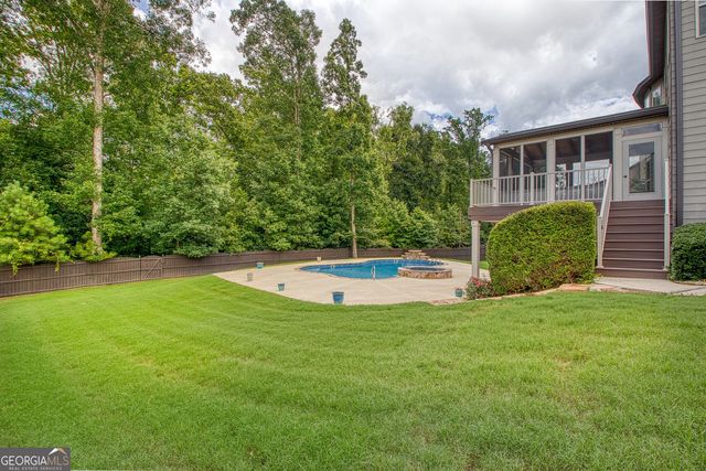340 Seawright Drive, Fayetteville, GA 30215