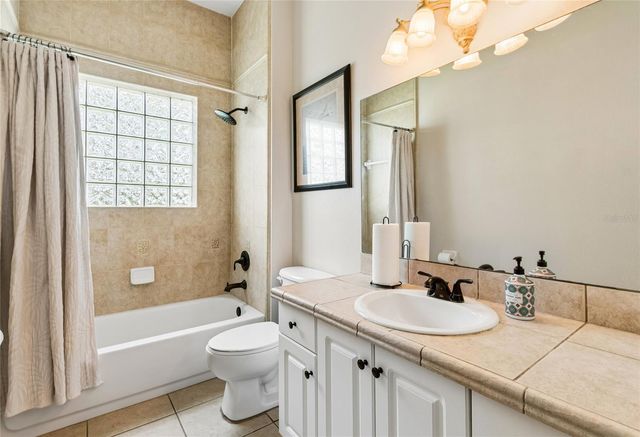114 GLEN ABBEY LANE, Debary, FL 32713