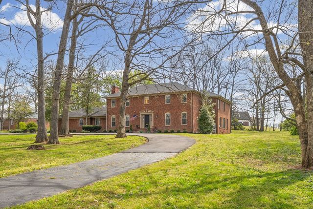 440 Petsch Lane, Hopkinsville, KY 42240