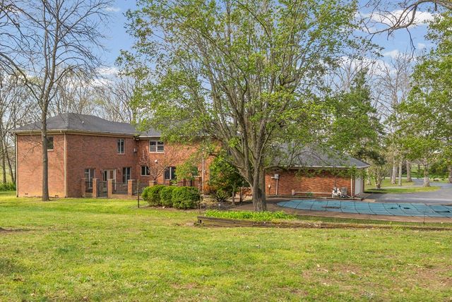 440 Petsch Lane, Hopkinsville, KY 42240