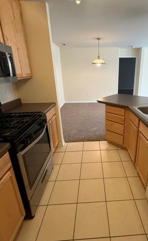 644 Cambridge Court 1b, Munster, IN 46321