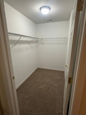 644 Cambridge Court 1b, Munster, IN 46321