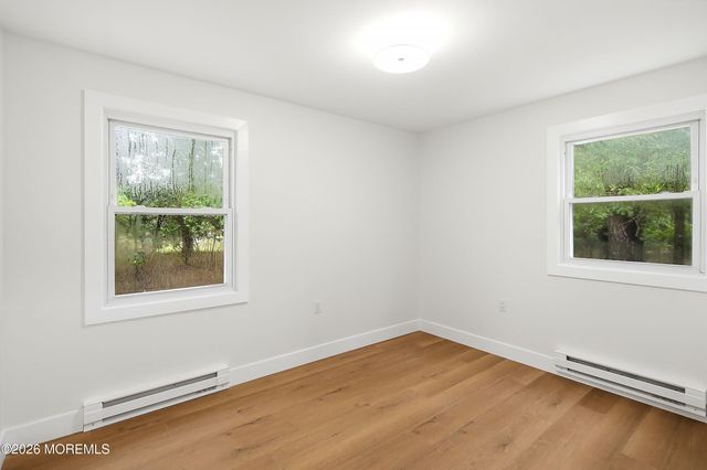 6 Orchard Drive, Whiting, NJ 08759