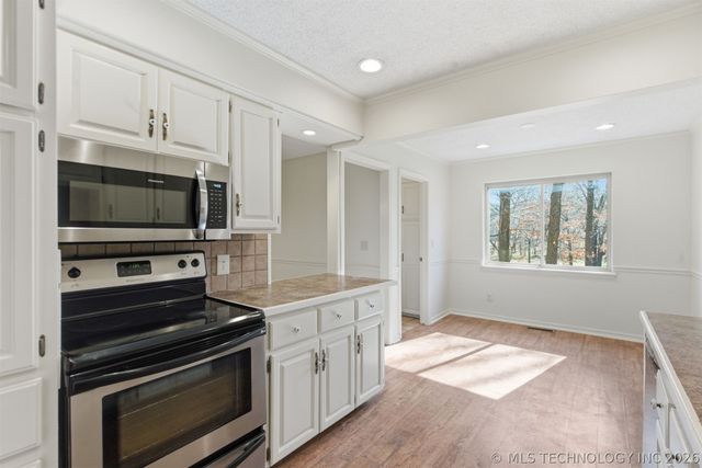 11607 S 5th Street, Jenks, OK 74037