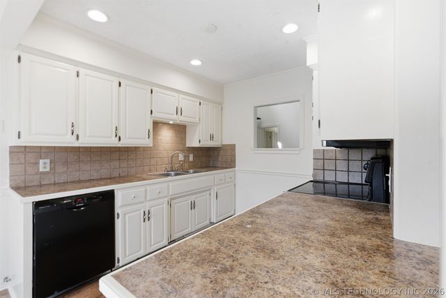 11607 S 5th Street, Jenks, OK 74037