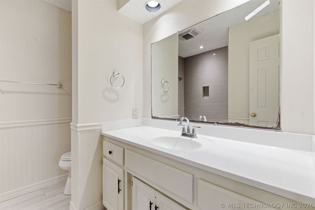 11607 S 5th Street, Jenks, OK 74037