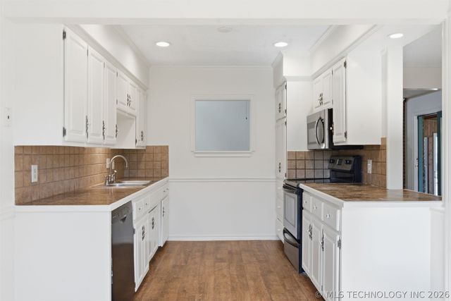 11607 S 5th Street, Jenks, OK 74037