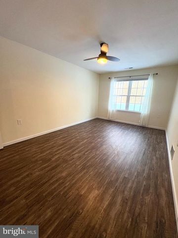 416 WALDEN CIR, Robbinsville, NJ 08691