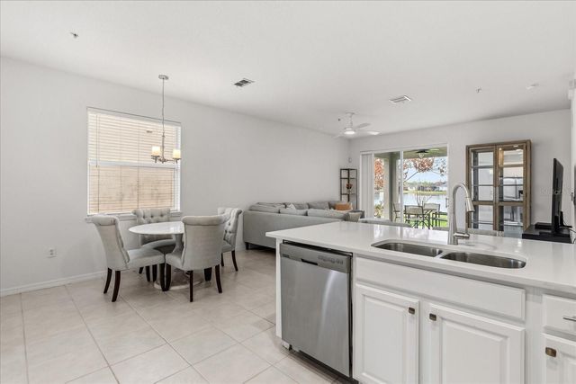 10518 EASTPARK WOODS DRIVE, Orlando, FL 32832