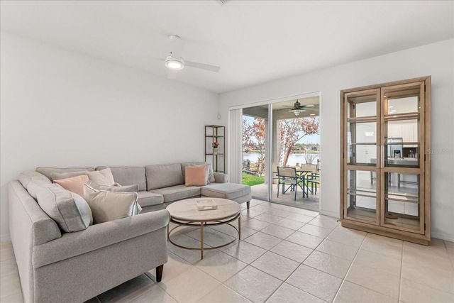 10518 EASTPARK WOODS DRIVE, Orlando, FL 32832