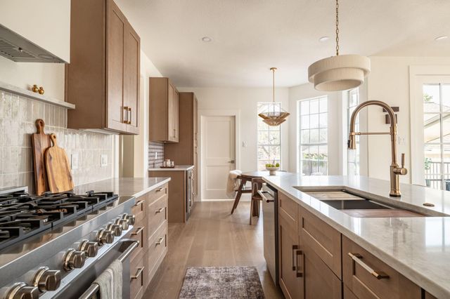 8125 Bottlebrush DR, Austin, TX 78750