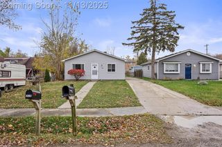26138 Lamour Street, Harrison Twp, MI 48045