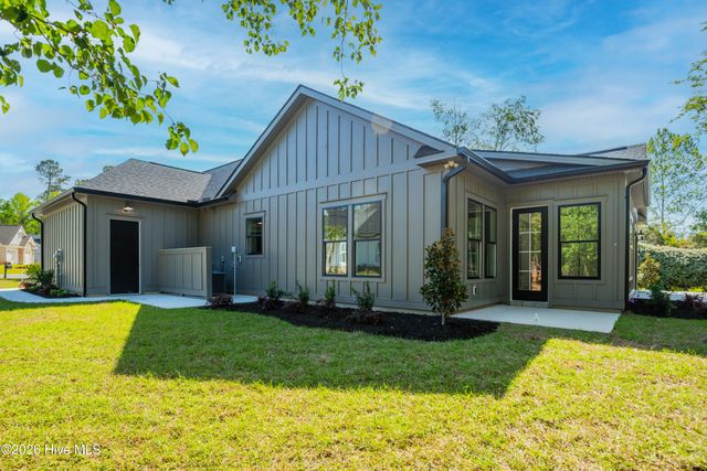 144 S Middleton Drive NW, Calabash, NC 28467