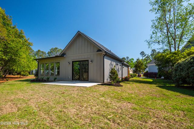 144 S Middleton Drive NW, Calabash, NC 28467