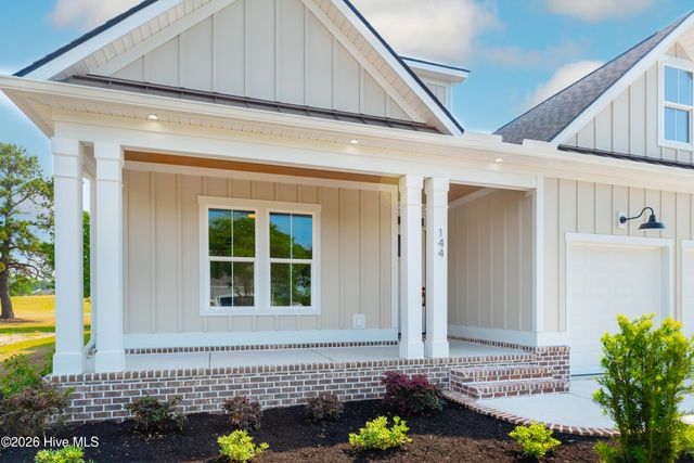 144 S Middleton Drive NW, Calabash, NC 28467