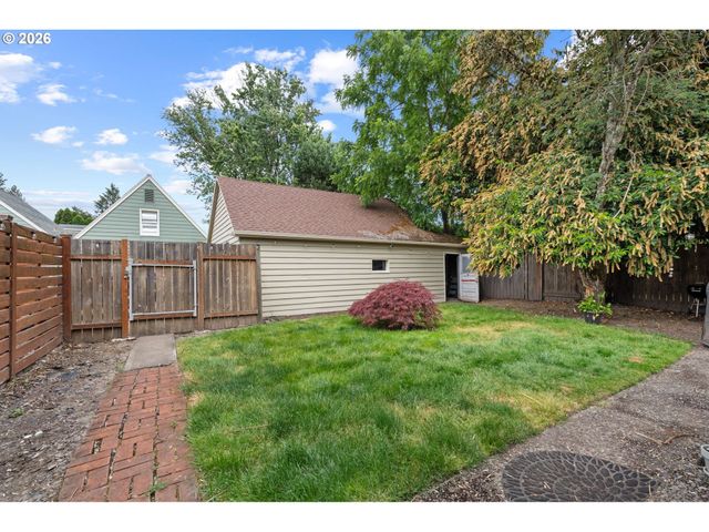 12425 Sw 7TH St, Beaverton, OR 97005