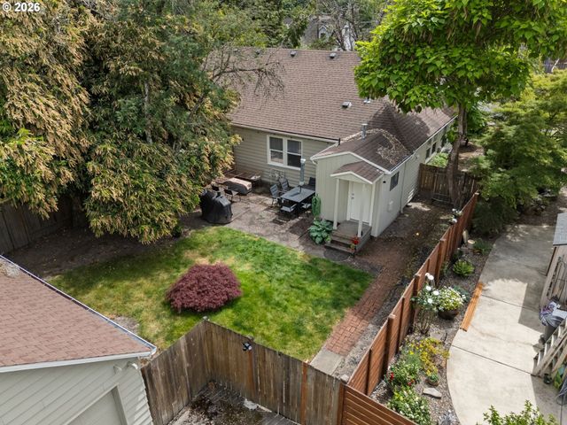 12425 Sw 7TH St, Beaverton, OR 97005