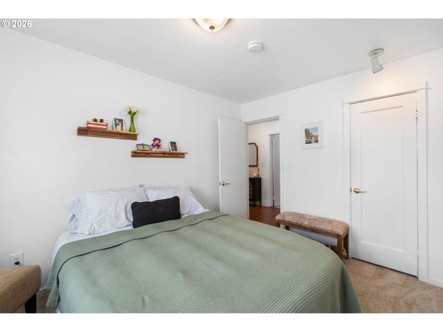 12425 Sw 7TH St, Beaverton, OR 97005
