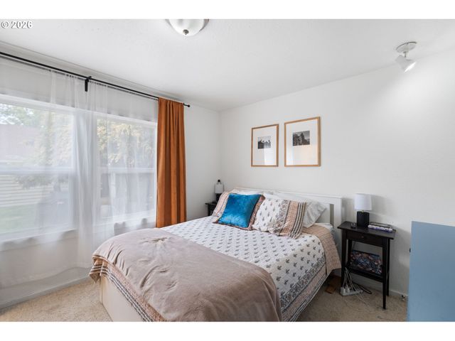 12425 Sw 7TH St, Beaverton, OR 97005