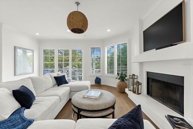 3941 HAMILTON CLUB CIRCLE 9, Sarasota, FL 34242