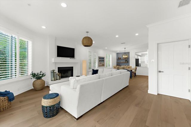 3941 HAMILTON CLUB CIRCLE 9, Sarasota, FL 34242