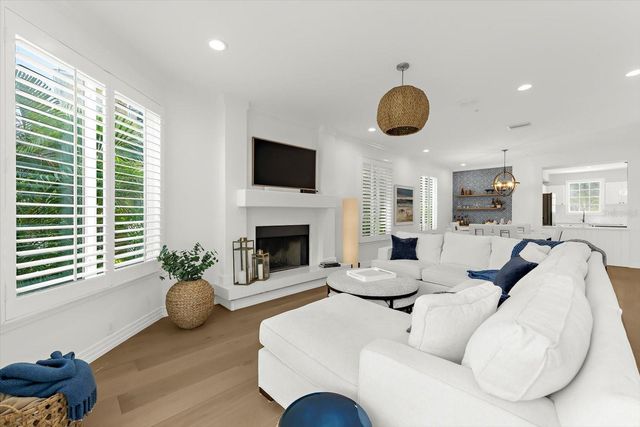 3941 HAMILTON CLUB CIRCLE 9, Sarasota, FL 34242