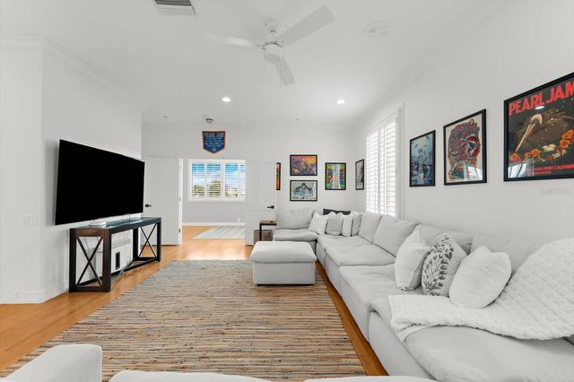 3941 HAMILTON CLUB CIRCLE 9, Sarasota, FL 34242