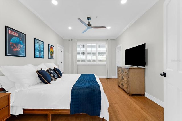 3941 HAMILTON CLUB CIRCLE 9, Sarasota, FL 34242