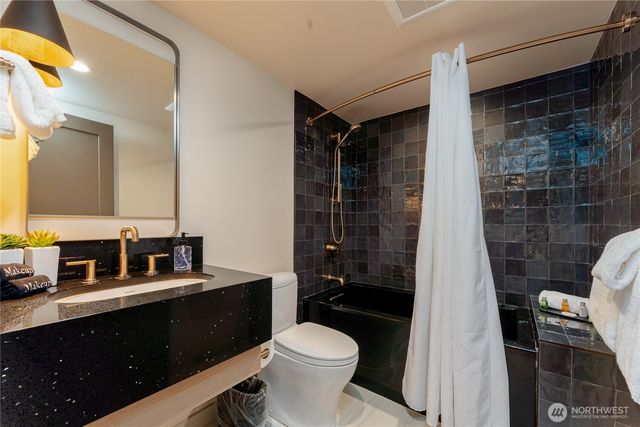 1 Yacinde Court #F2, Manson, WA 98831