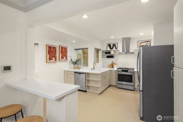 4715 S Orcas Street, Seattle, WA 98118