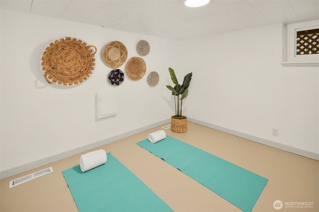 4715 S Orcas Street, Seattle, WA 98118